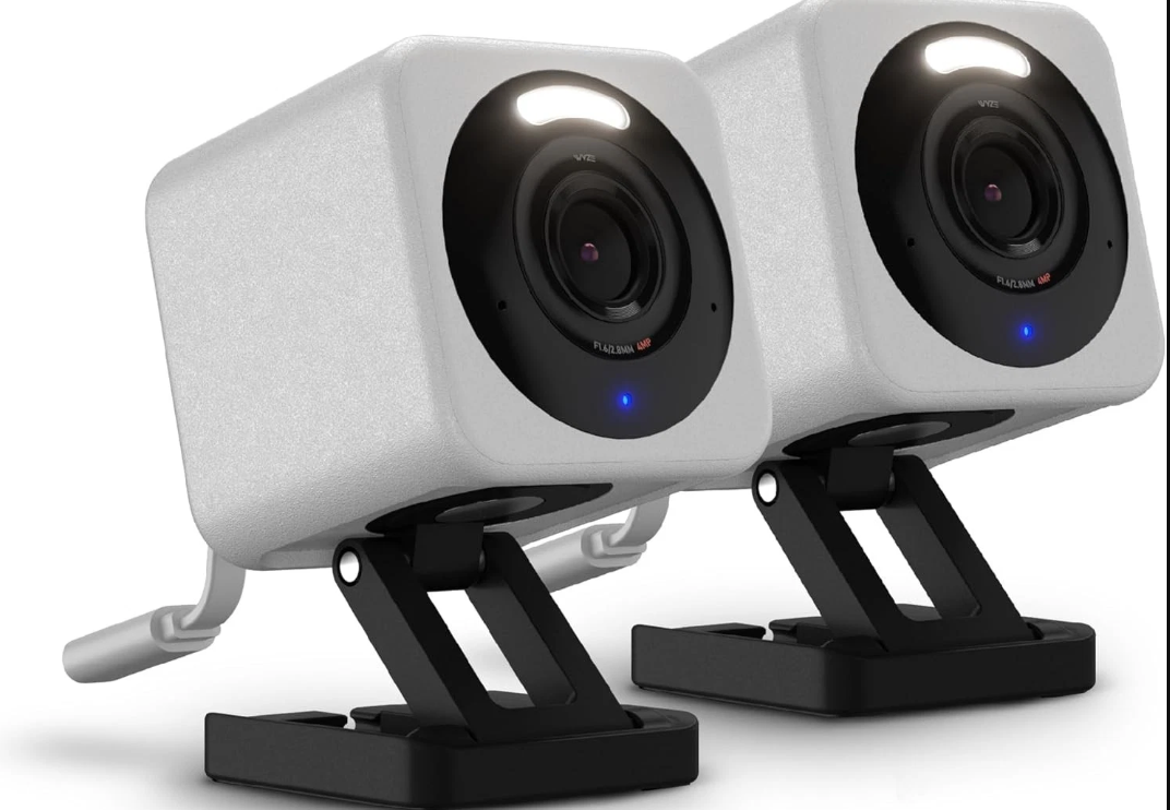 Wyze Cam V4 twin-pack, 2.5K QHD WiFi indoor/outdoor wired security cameras